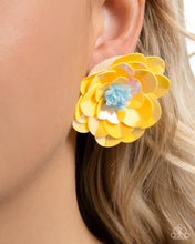 Load image into Gallery viewer, Floating Florals - Yellow #E651