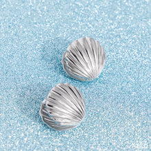 Load image into Gallery viewer, Seashell Surprise - Silver #E667